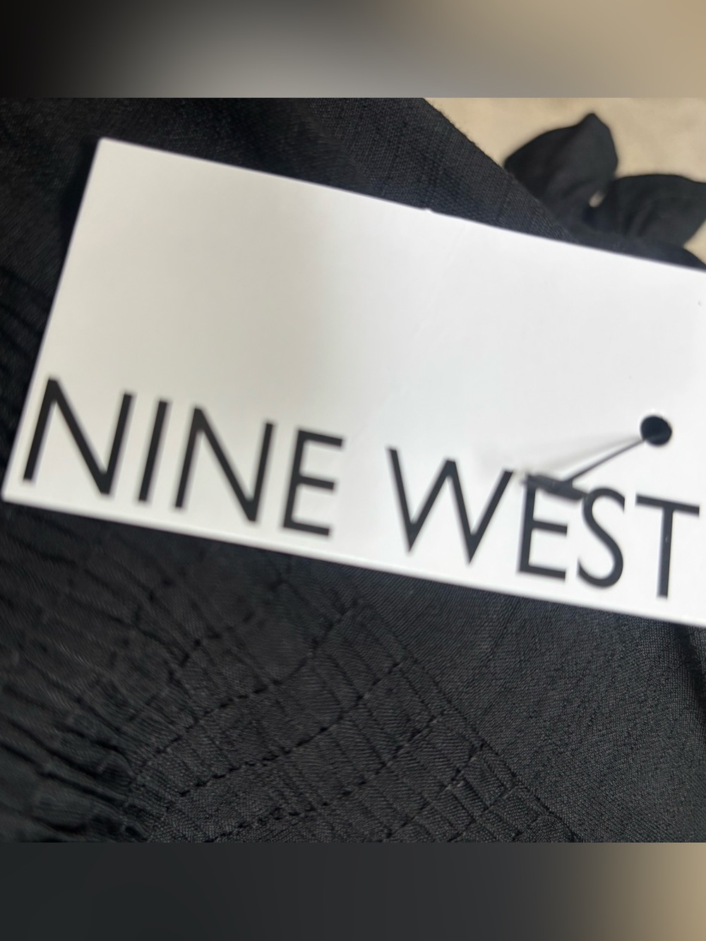 Nine West Black Twist-Front On/Off Shoulder Puff Sleeve Top Size Small NWT - Picture 6 of 9